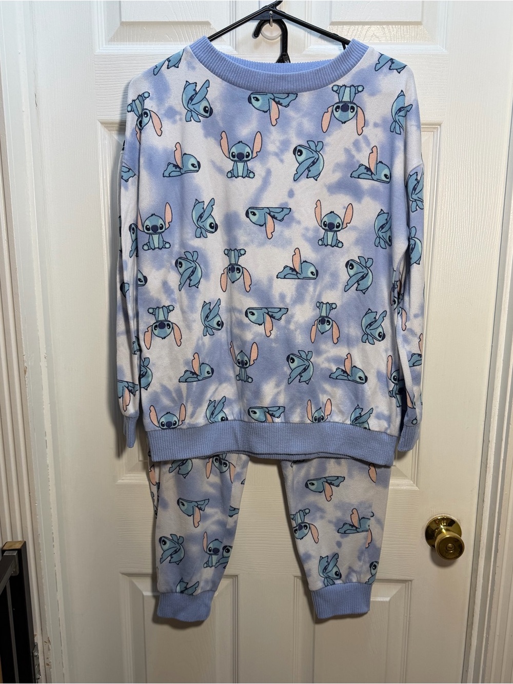 Disney Stitch 2 piece Women’s Small Pajama Set